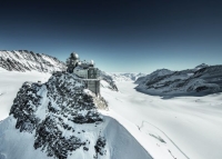 Ab uf`s Jungfraujoch